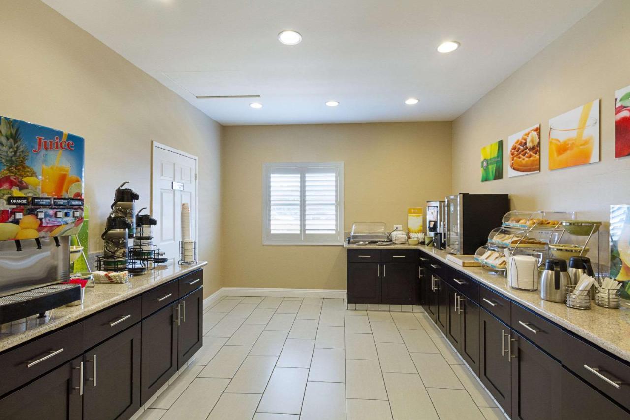 Quality Inn & Suites Huntington Beach Esterno foto