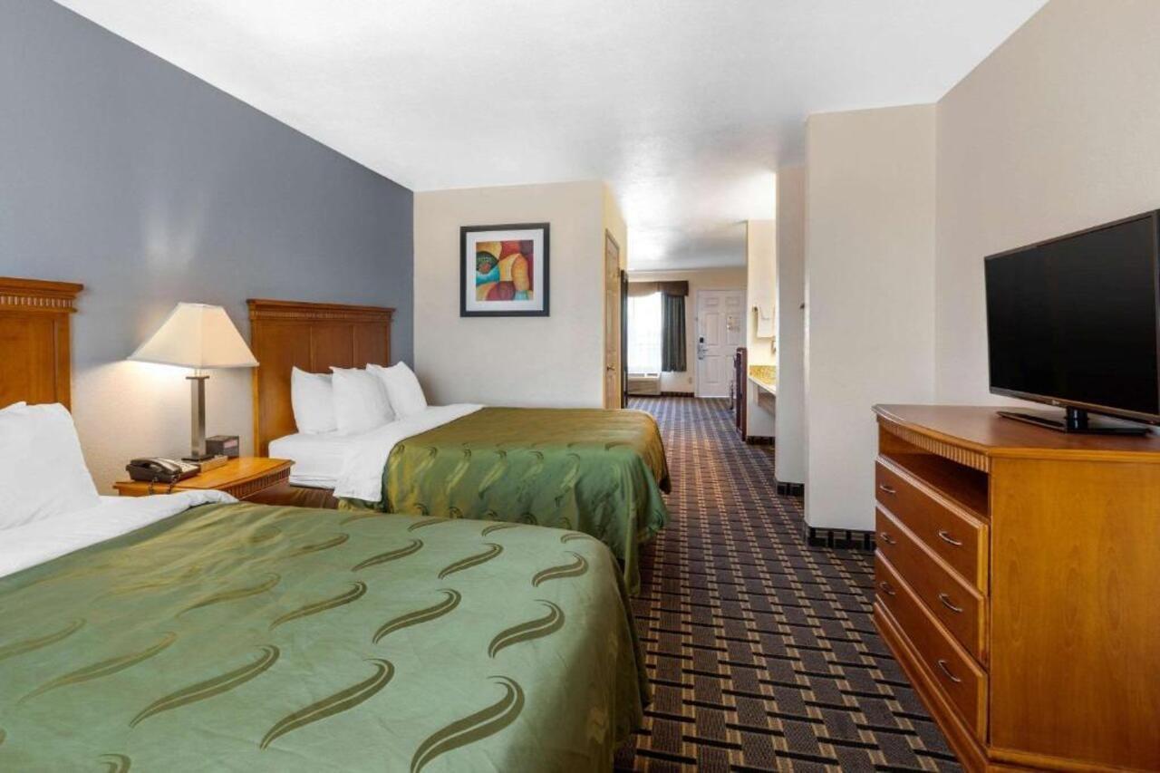 Quality Inn & Suites Huntington Beach Esterno foto