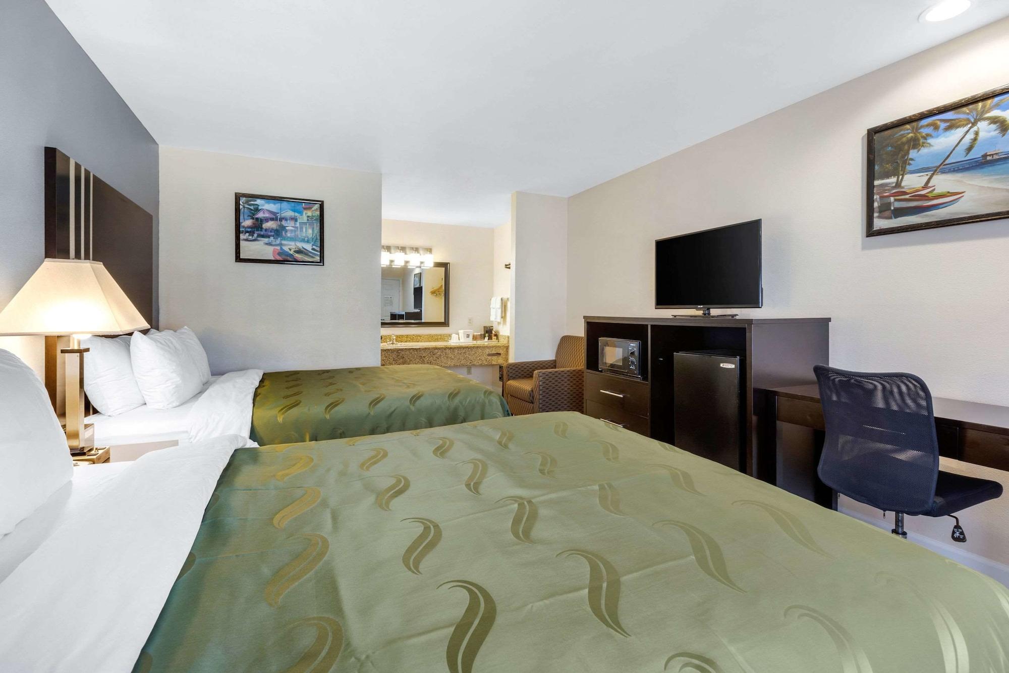 Quality Inn & Suites Huntington Beach Esterno foto